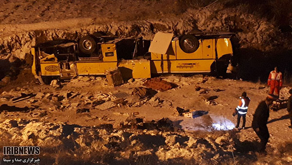 واژگونی مرگبار اتوبوس در اتوبان زنجان - تبریز+عکس