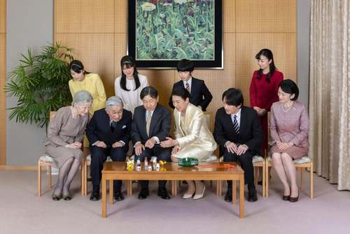 از رژه‌ آغاز سال 2020 تا عکس خانوادگی امپراتور ژاپن