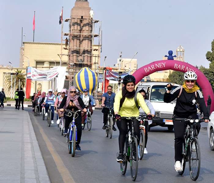 زنان دوچرخه‌سوار مصر خیابان‌ها را تسخیر کردند