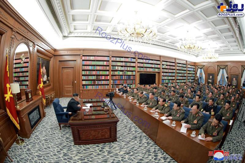 دفتر کار عجیب رهبر کره شمالی +عکس