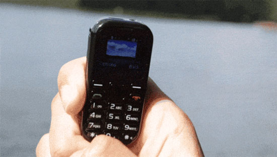 رونمایی از کوچکترین موبایل دنیا