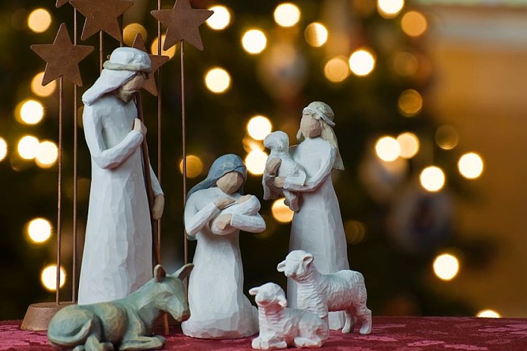 فرق کریسمس با سال نوی میلادی چیست؟