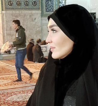 حجاب زهره فکور در حرم امام رضا (ع)+عکس