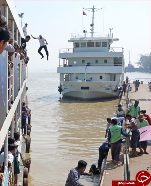 نجات مسافر در حال غرق شدن توسط کاپیتان کشتی +تصاویر