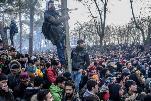 از سیل پناهجویان در مرز یونان تا جشنواره بهاری در روسیه