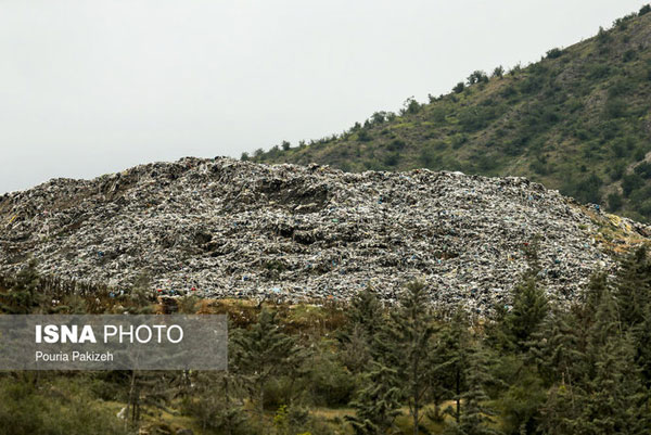 تکان‌دهنده؛ کوه زباله در دل جنگل‌های مازندران!