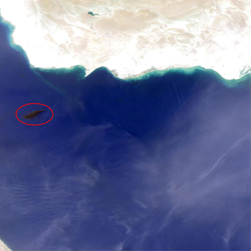 تصویر ماهواره‌ای از سوختن کشتی فرانت آلتیر