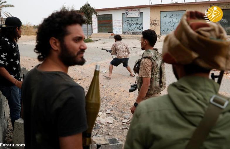 جنگ مرگبار در لیبی با دمپایی+عکس