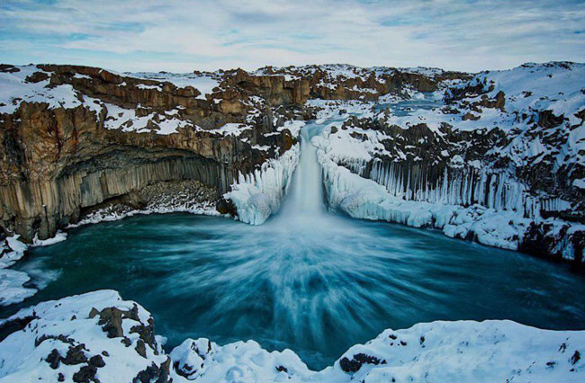 عکس نشنال جئوگرافیک: آبشار یخ‌زده‌ی ایسلند