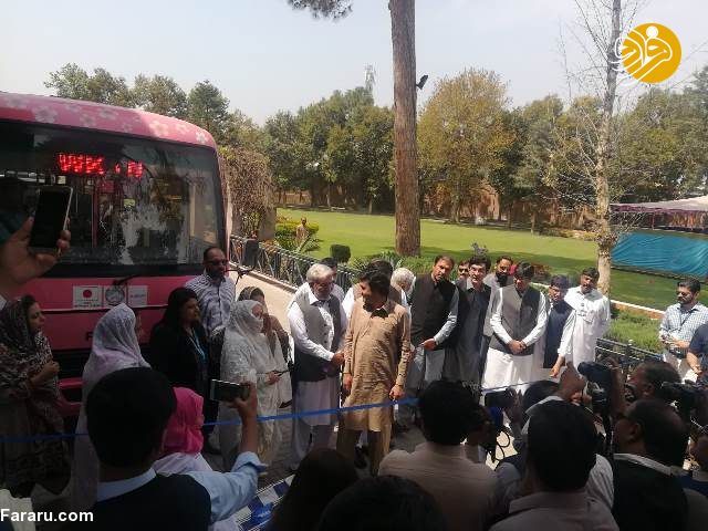 اتوبوس مخصوص زنان برای مقابله با مزاحمت‌ها در پاکستان