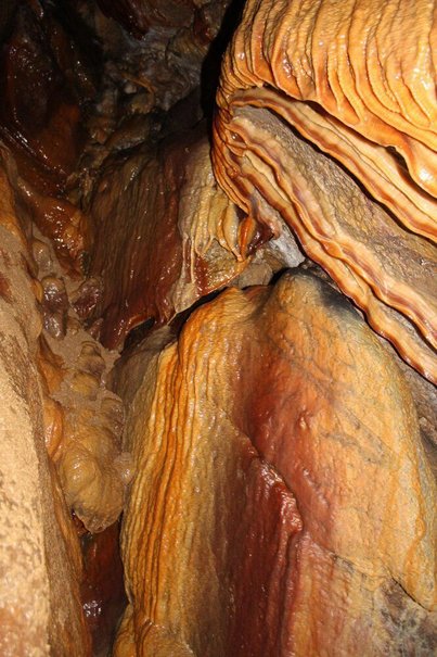 قبض آبی که منجر به کشف یک غار در کاشان شد +تصاویر