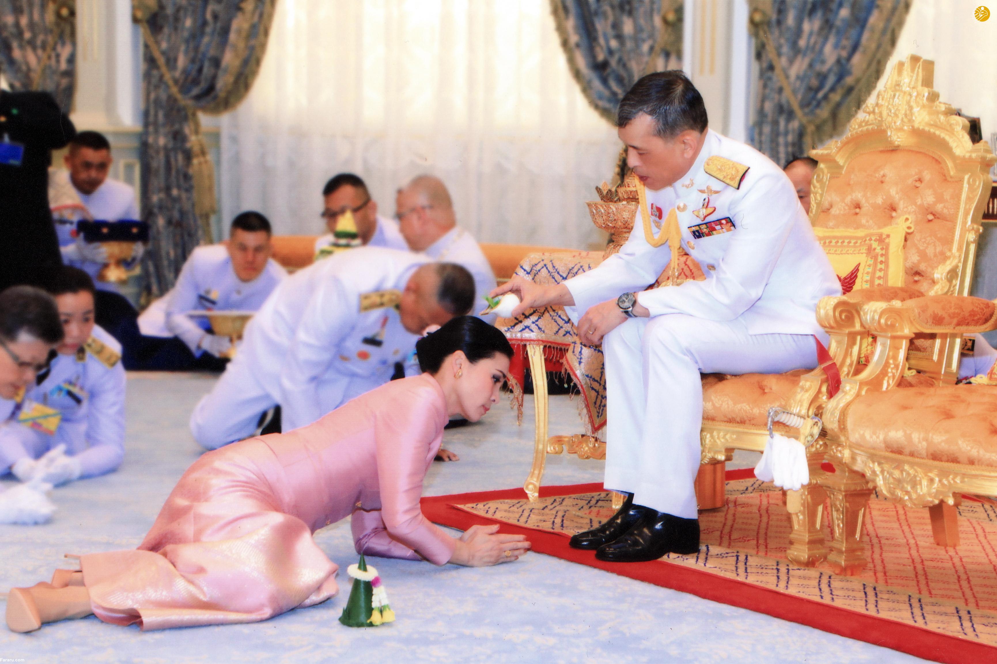 ازدواج دوم پادشاه تایلند در حضور ز‌ن اولش+ عکس