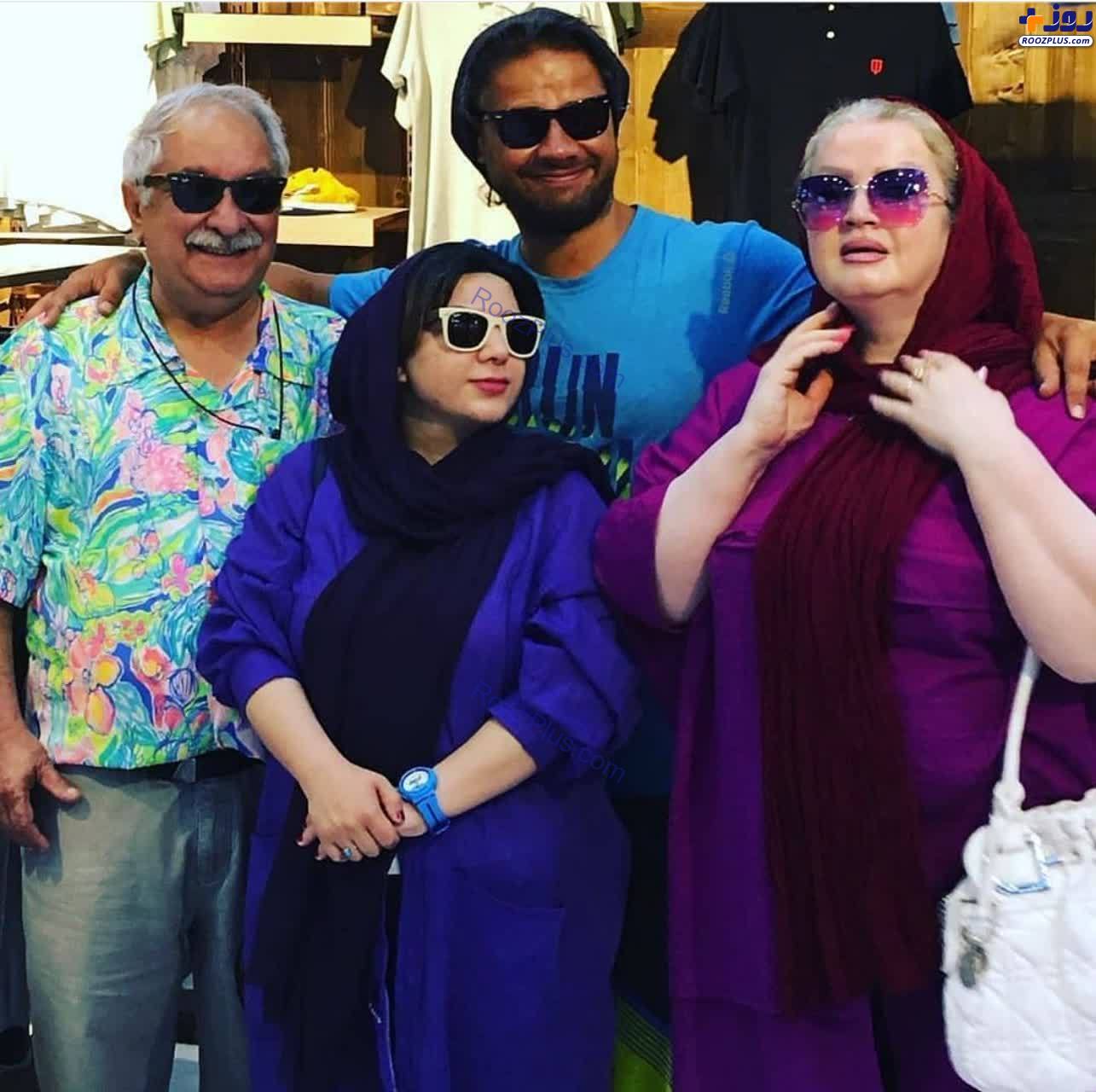 علی صادقی در کنار خانواده اش+عکس