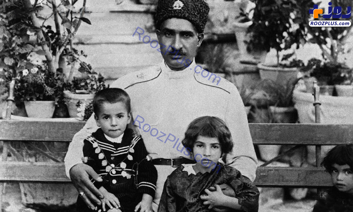 عکس قدیمی از رضاخان و فرزندانش