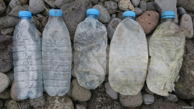 جزیره‌ای که ابعاد مشکل زباله پلاستیکی در دریاها را آشکار می‌کند