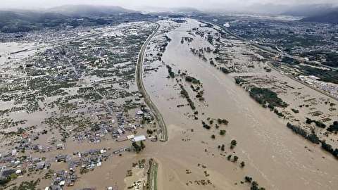تصاویر هوایی متاثرکننده از طغیان رودخانه در ژاپن