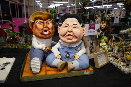 از کیک ترامپ و رهبر کره شمالی تا بزرگ‌ترین همبرگر تایلند