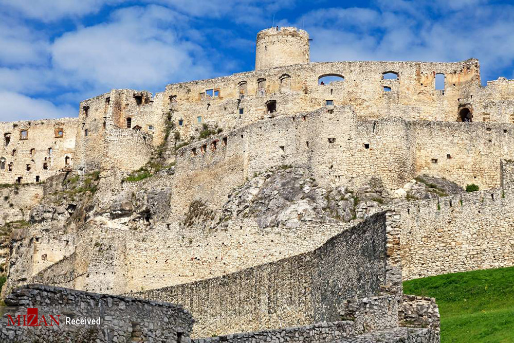 تصاویری جذاب از قلعه‌های متروکه در جهان