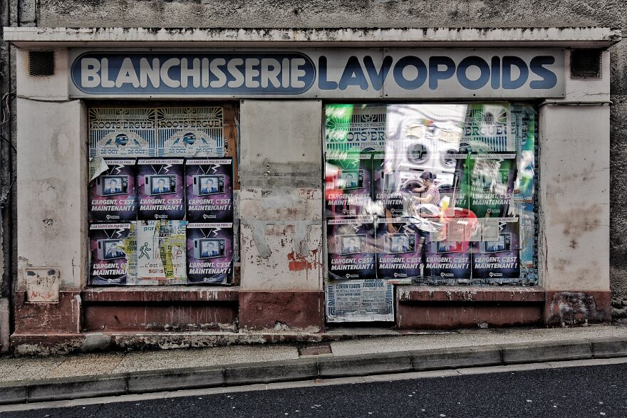 عکاسی که با ترکیب عکس‌های قدیمی با فروشگاه‌های بسته شده به خاطر کرونا، آنها را به صورت نمادین بازگشایی کرد