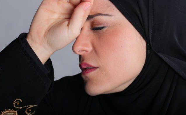 علت سردرد در ماه رمضان چیست و چطور می توان آن را رفع کرد؟