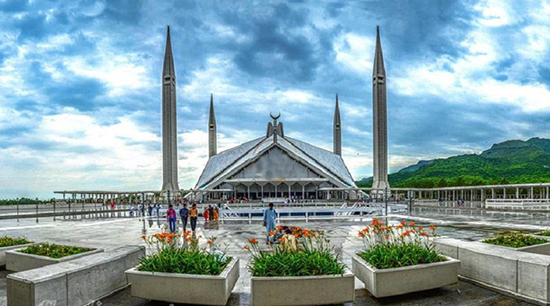 مسجدی با معماری آوانگارد و تکنولوژی مدرن در پاکستان