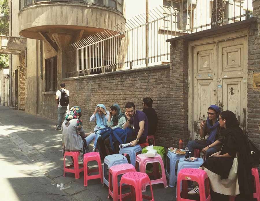 گشتی در کوچه لولاگر؛ قرینه ترین کوچه پایتخت