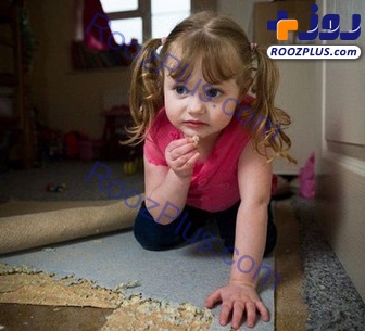 دختربچه ای که فرش می‌خورد+ تصاویر