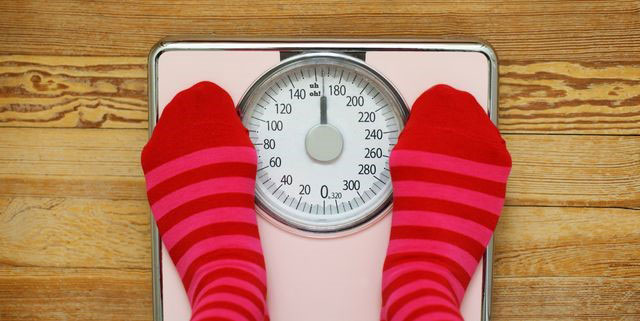 دلایل افزایش وزن زنان در عادت ماهیانه