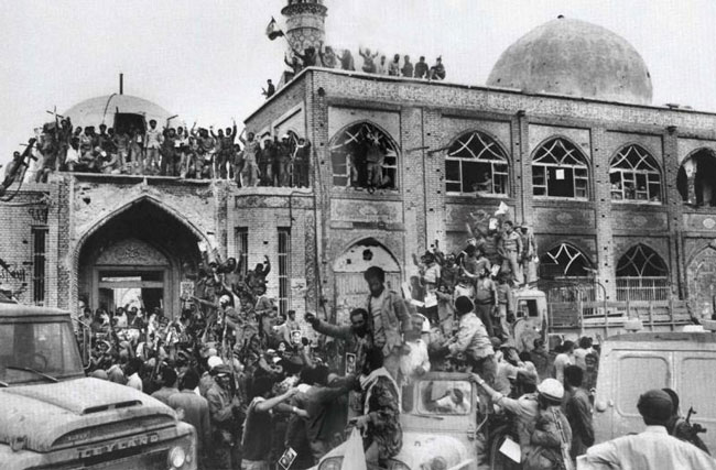 تصویری خاطره‌انگیز از روزی که خرمشهر آزاد شد