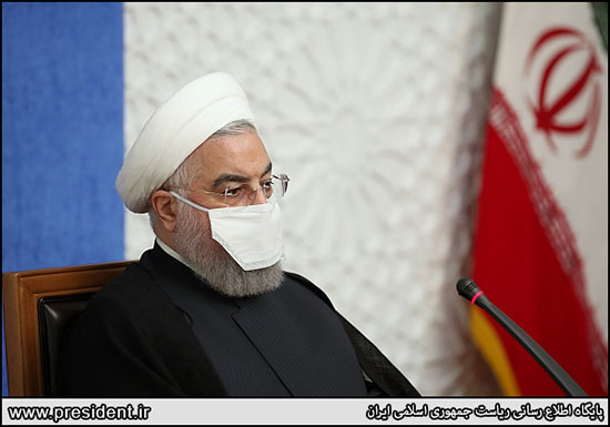 ماسک جدید روحانی سوژه شد+عکس