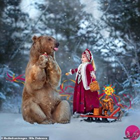 نمایش زیبایی‌های روسیه با خرس مدل