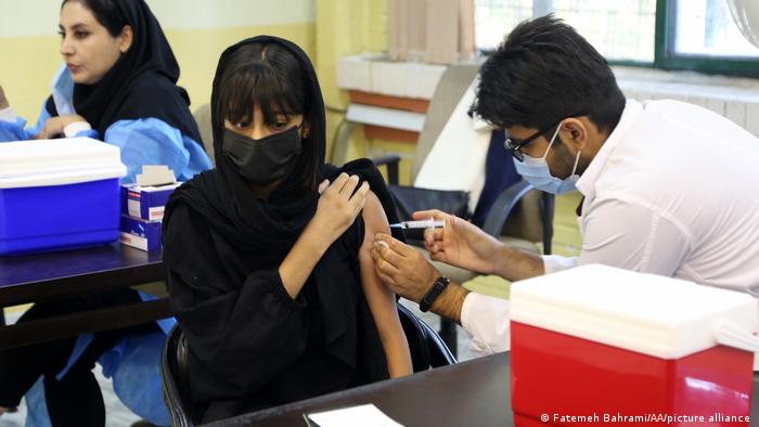 واکسیناسیون کرونا؛ بهترین و بد‌ترین کشورهای جهان به روایت تصویر