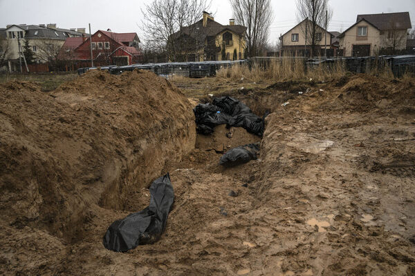 کشف ۱۲۰۰ جسد در کی‌یف بعد از خروج روس‌ها