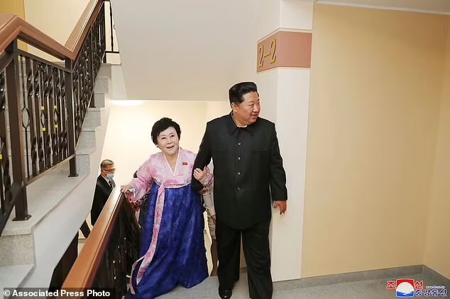 هدیه متفاوت رهبر کره شمالی به «بانوی صورتی»
