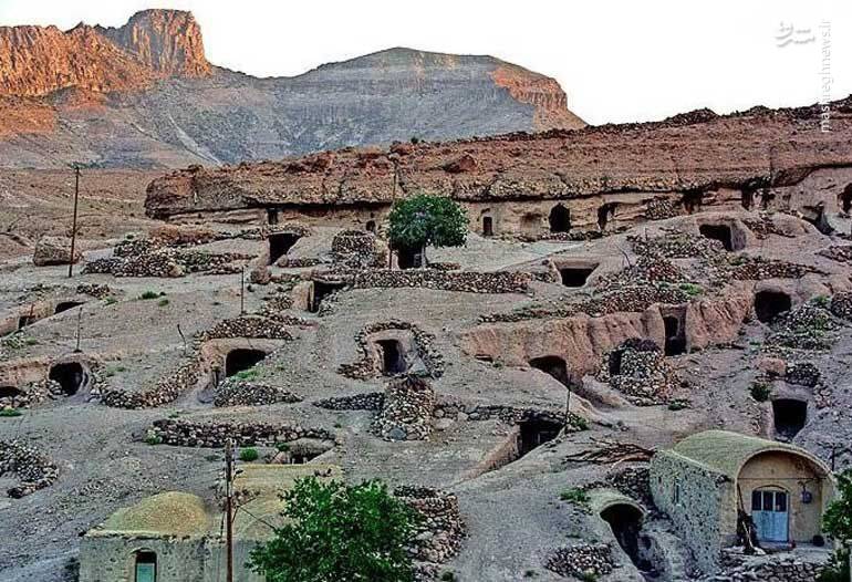 روستای صخره‌ای میمند کرمان