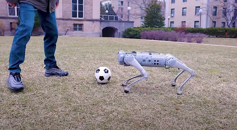 دریبل‌بات؛ لیونل مسی دنیای ربات های فوتبالیست!(عصرایران)