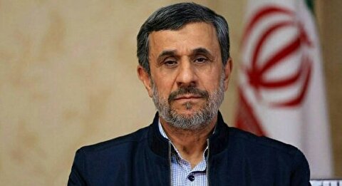 واکنش تند و تیز مجری تلویزیون به سکوت احمدی‌نژاد در پی حادثه کرمان