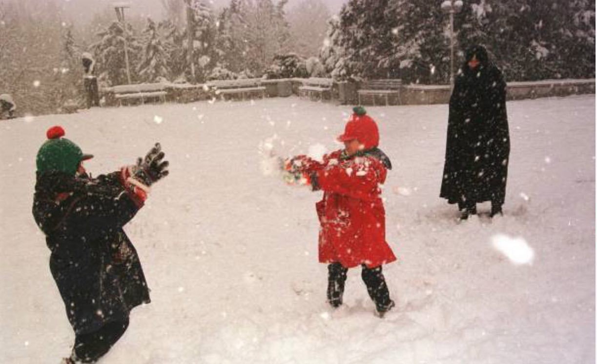 به مناسبت روز اول زمستان عکسی از سال ۷۴ منتشر شد.