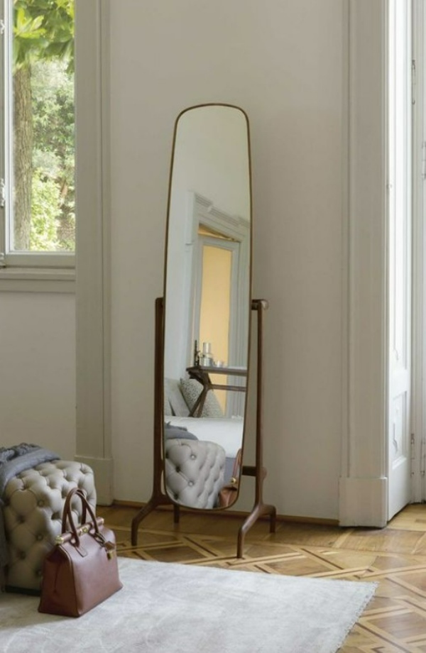 ۲۵ مدل آینه قدی پایه‌دار، یک دکوراسیون کاربردی برای خانه‌های مدرن (ستاره)