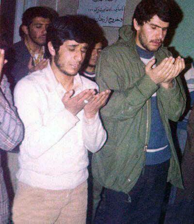 عکسی از احمدی‌نژاد و صادق محصولی در دوران جوانی