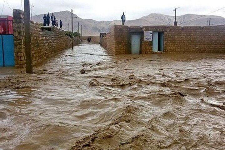 کمک ۱۰ میلیاردی تهرانی‌ها به سیل‌زدگان سیستان و بلوچستان