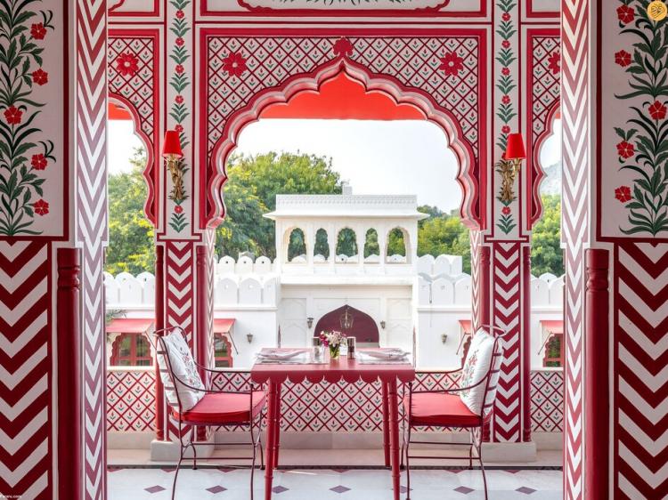گشت و گذار در یکی از زیباترین هتل‌های جهان در هند (سرپوش)