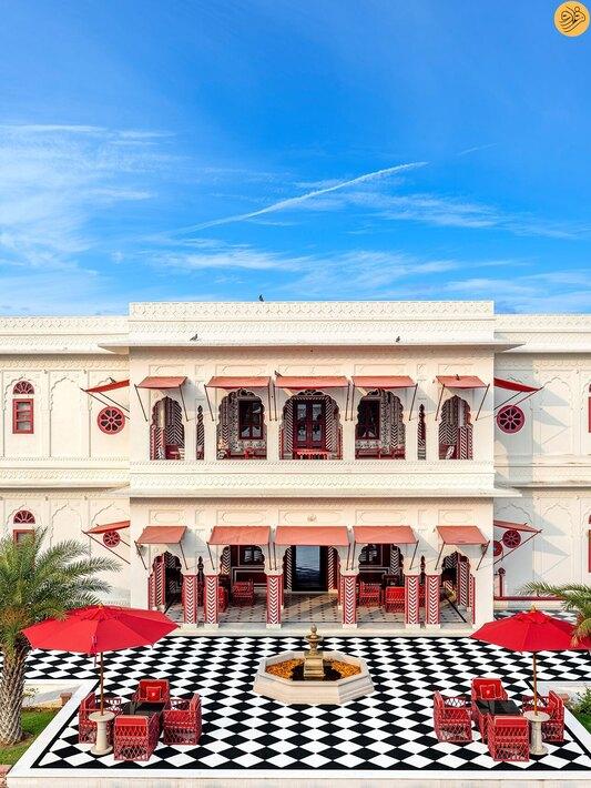گشت و گذار در یکی از زیباترین هتل‌های جهان در هند (سرپوش)