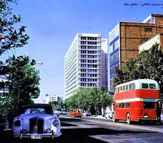 تصاویر دیدنی از اتوبوس‌های ۲ طبقه در تهران قدیم