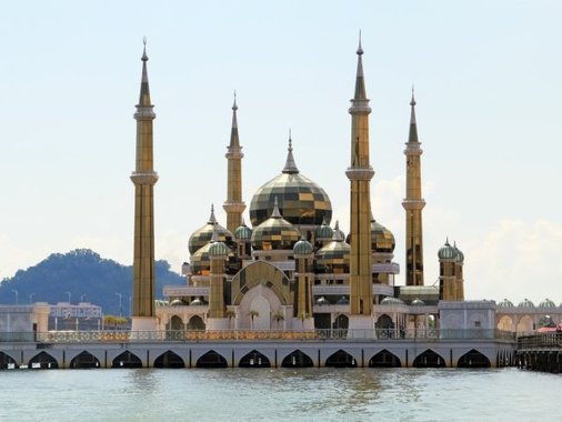 مسجد کریستال مالزی در جزیره وان مان 
