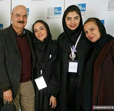ایرج طهماسب در کنار دختر و همسرش و همچنین لیلی فردین نوه فردین 