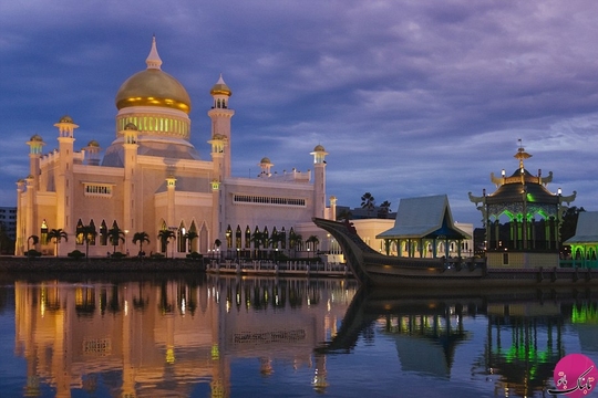 مسجد سلطان عمر علی سیف الدین،برونئی