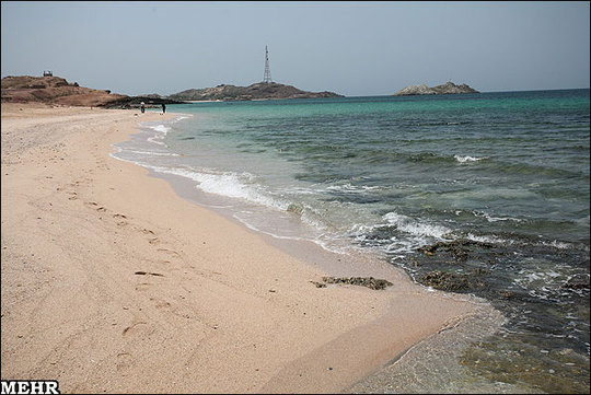 معامله‌ جزیره‌ ابوموسی‌ عکس های جزیره ابوموسی زندگی در جزیره ابوموسی تاریخچه جزیره‌ ابوموسی‌ بهترین مناطق گردشگری Abu Musa