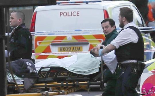 سایر تصاویر از این حادثه‌ی احتمالاً تروریستی در پل وستمینیستر بریج شهر لندن بریتانیا