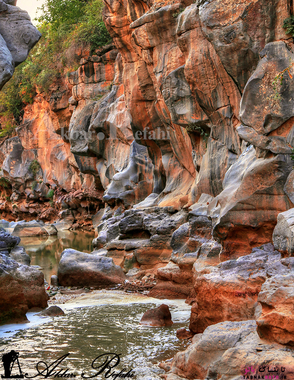  رودخانه زنگبار(زنگمار) با بستری از سنگهای آتشفشانی بازالتی زیبایی سحرانگیزی به این رودخانه داده است.